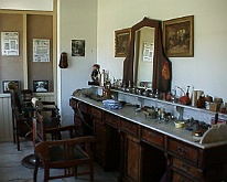 r0300060 Openluchtmuseum ouderwetse barbier